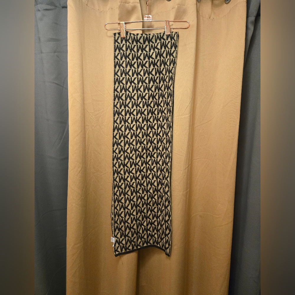 Michael Kors Signature Logo Brown & Gray Scarf